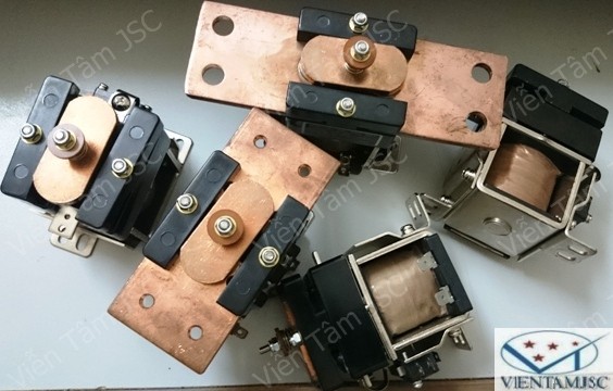 Khóa K10 TCM-400A cho tủ nguồn DongAh